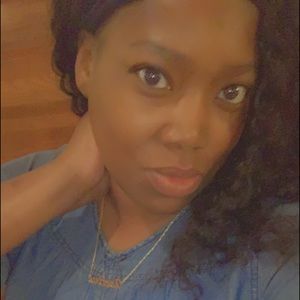 Meet your Posher, Zandra